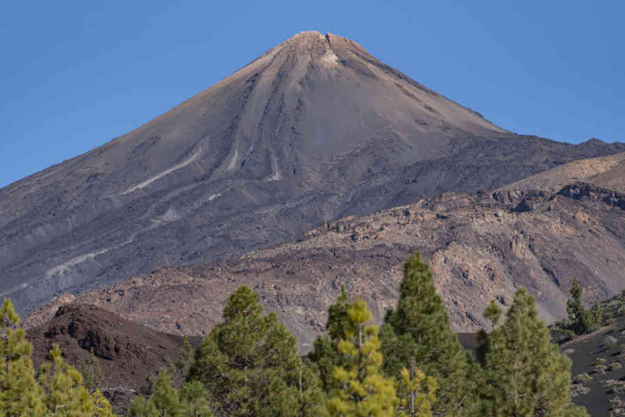 Tenerife 05 - parque nacional del Teide - volcán Teide.jpg